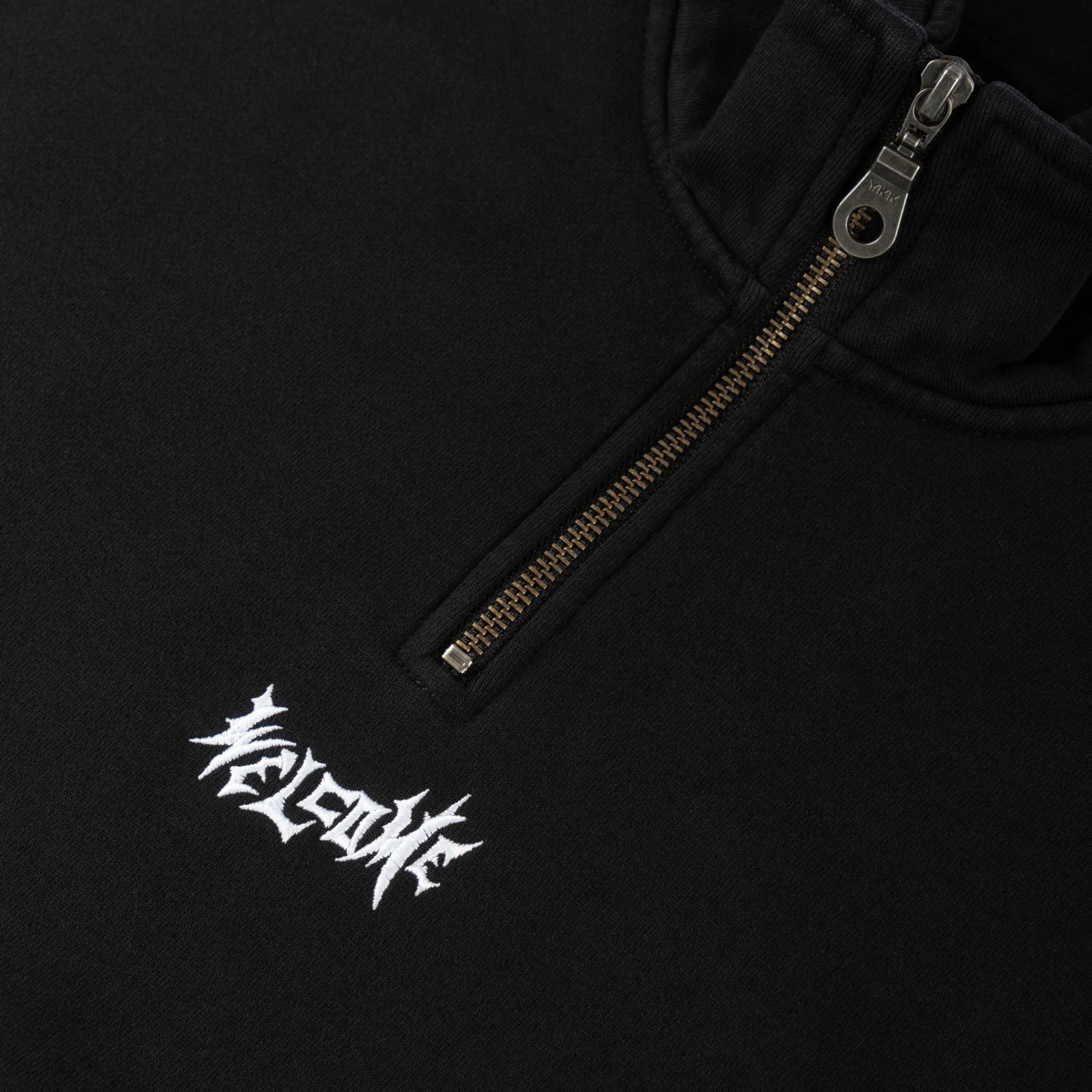 WELCOME vamp core embroidered quarter zip (black)